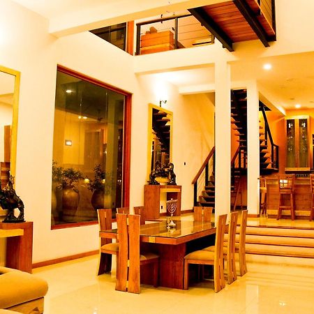 White Palace Hotel Gampaha Zewnętrze zdjęcie