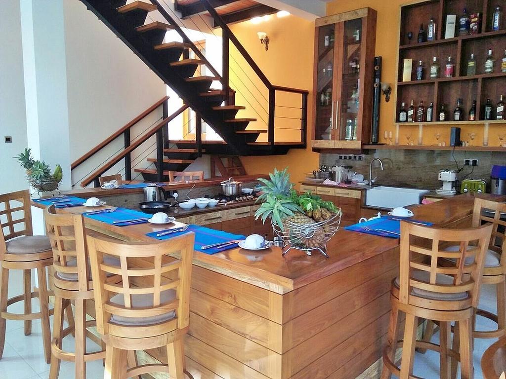White Palace Hotel Gampaha Zewnętrze zdjęcie